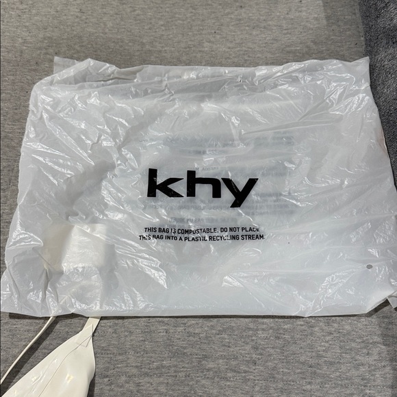 Women's White Dress - Picture 9 of 10